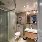 5 Bedroom Awesome In