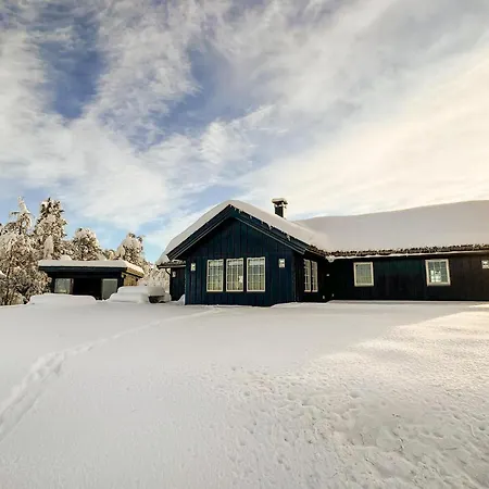 Semesterbostad 5 Bedroom Awesome In